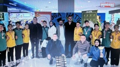 Elazığ’da düzenlenen THOF Bölge Yarışması’ndan birincilikle dönen Gaziantep Dokuzyol Ortaokulu