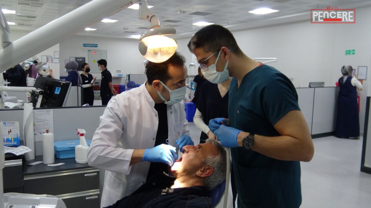 İnönü Üniversitesi Diş Hekimliği Fakültesi Periodontoloji Ana Bilim Dalı’ndan Dr.