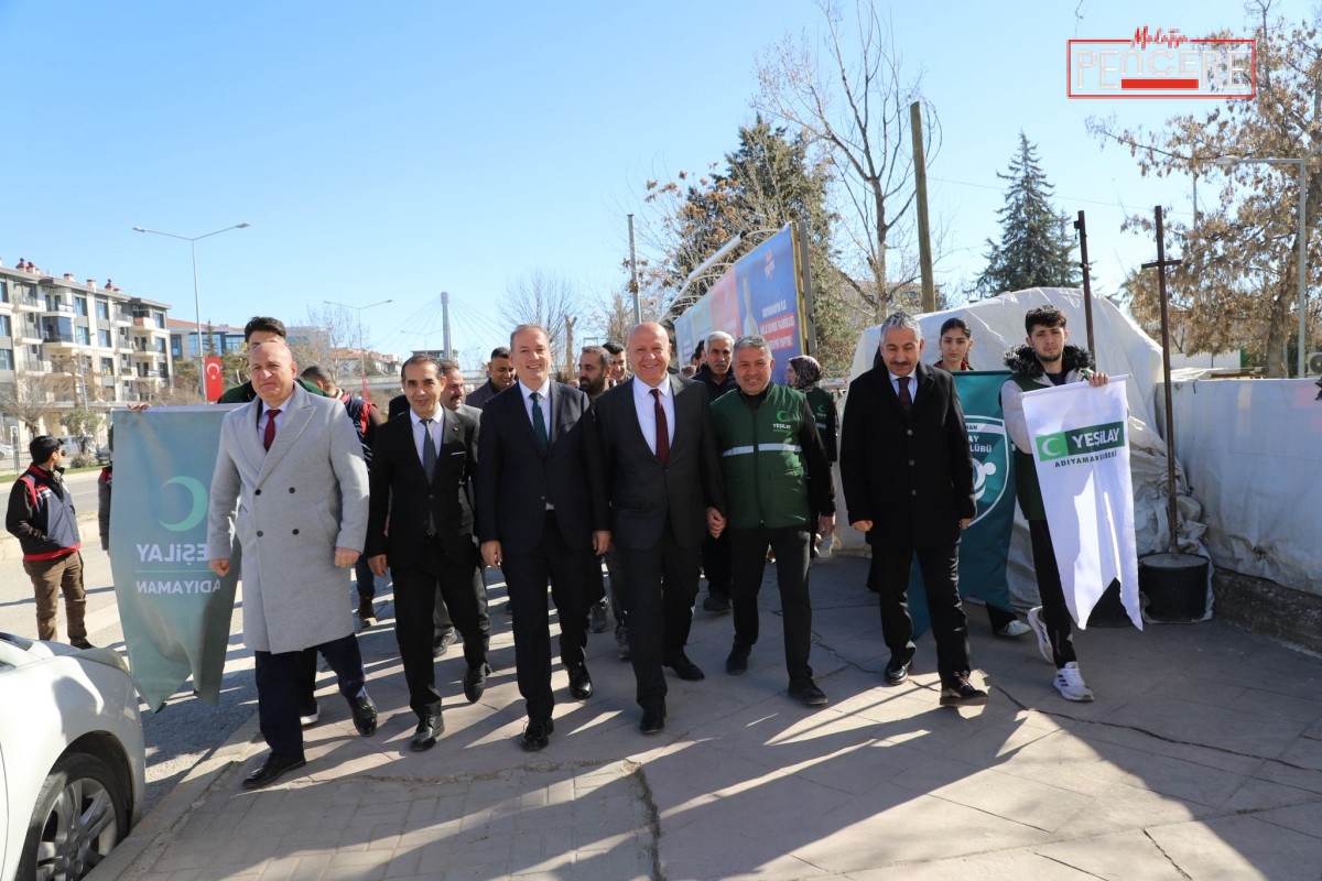 Adıyaman’da 1-7 Mart Yeşilay Haftası kapsamında farkındalık yürüyüşü gerçekleştirildi. İl