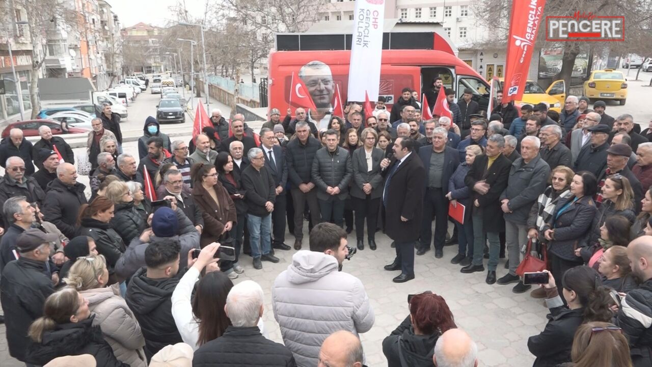 CHP Malatya İl Başkanlığı, Emeksizüz Kavşağı’nda düzenlenen basın açıklamasında tutuklu