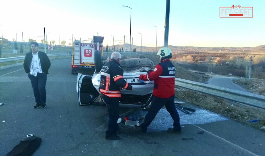 Malatya’nın Battalgazi ilçesinde iki otomobilin çarpışması sonucu meydana gelen trafik
