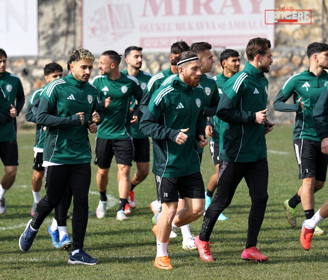 Nesine 3. Lig 2. Grup’ta play-off mücadelesi veren Malatya Yeşilyurtspor,