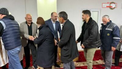 Malatya’nın Doğanşehir ilçesinde bayram namazı sonrası düzenlenen programda protokol ve