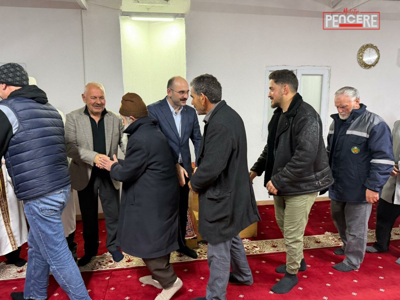 Malatya’nın Doğanşehir ilçesinde bayram namazı sonrası düzenlenen programda protokol ve