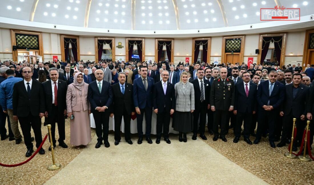 Malatya’da düzenlenen bayramlaşma programında konuşan Vali Seddar Yavuz, depremler sonrası