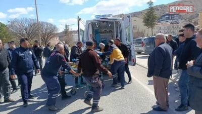 Malatya’nın Darende ilçesinde meydana gelen trafik kazasında, karşıdan karşıya geçmeye