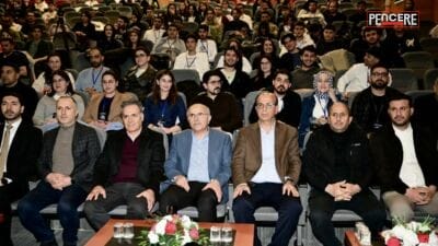 Malatya’da düzenlenen “TUA Astro Hackathon” yarışmasında bilim ve teknolojiye ilgi
