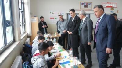 Malatya’da Dünya Sıfır Atık Günü kapsamında düzenlenen etkinliklerde öğrencilerin hazırladığı