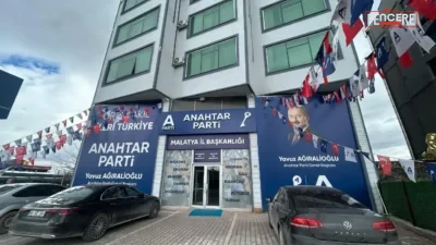 Anahtar Parti Malatya İl Başkanı Erdoğan Zelyurt, il divan kurulunu