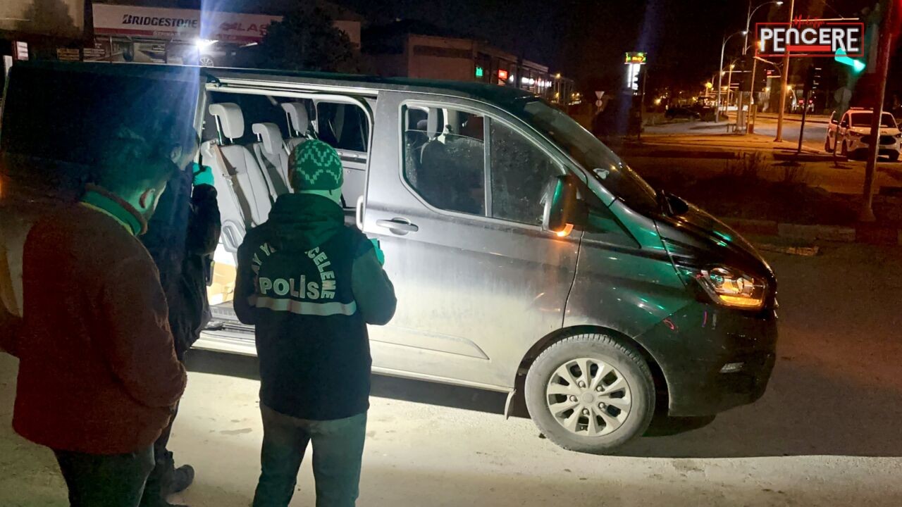 Malatya’da gece saatlerinde iki grup arasında çıkan kavgada bıçak ve
