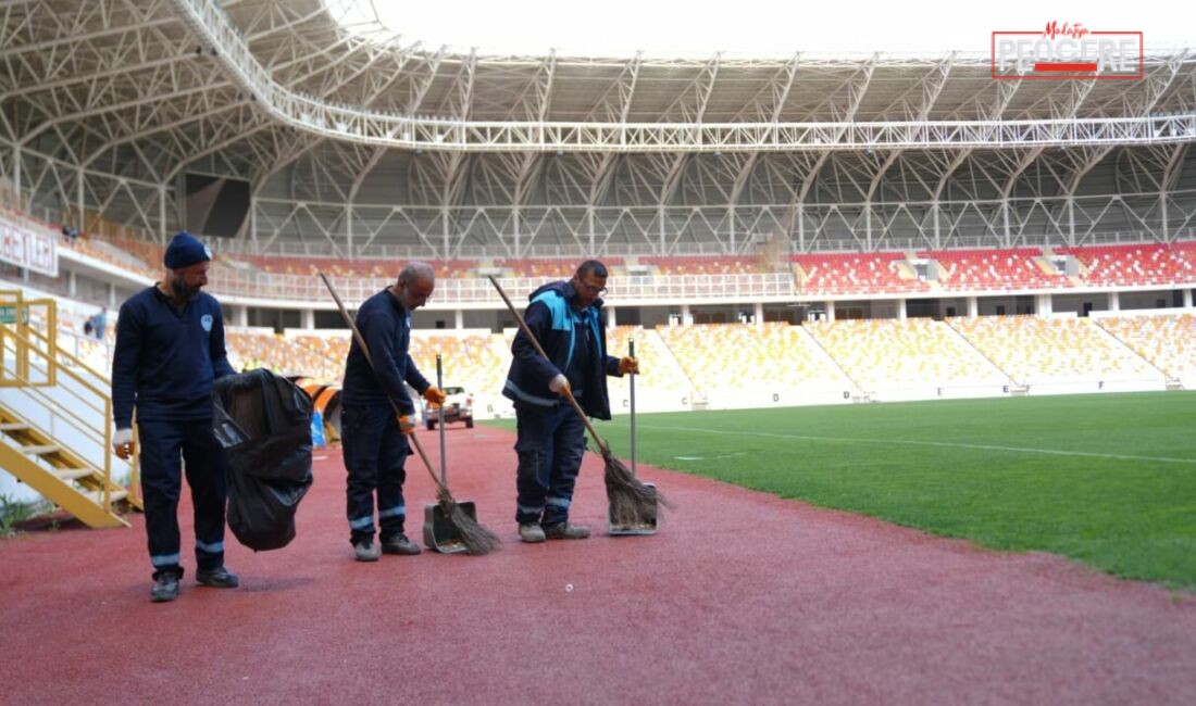 Battalgazi Belediyesi ekipleri, Malatya Yeşilyurtspor’un play-off ilk maçı öncesinde Malatya
