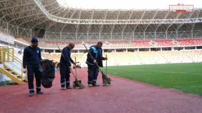 Battalgazi Belediyesi ekipleri, Malatya Yeşilyurtspor’un play-off ilk maçı öncesinde Malatya
