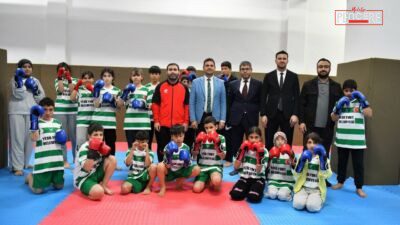 Yeşilyurt ilçesinde eğitime ve gençliğe yönelik yatırımlarını sürdüren Yeşilyurt Belediyesi,