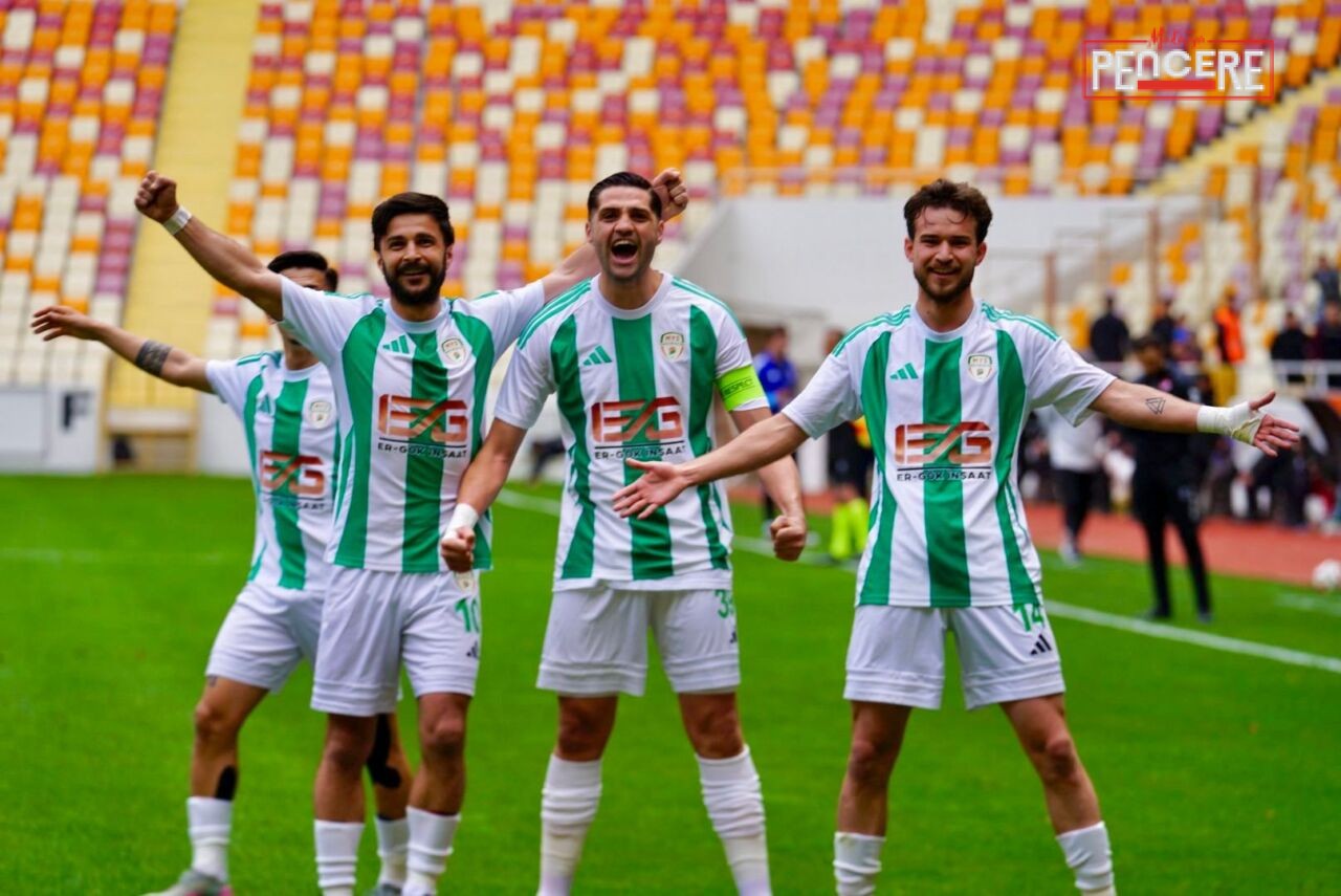 Malatya temsilcisi Yeşilyurtspor, sahasında konuk ettiği Karaköprü Belediyespor’u 6-2 gibi