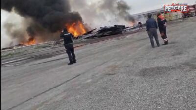 Malatya’nın Yeşilyurt ilçesinde Karayolları Şefliği’nde asfalt ve zift malzemelerinin bulunduğu