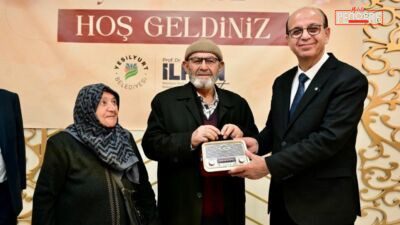 Yeşilyurt Belediyesi tarafından düzenlenen “Bir Yastıkta Yarım Asır” programı, evliliklerinde