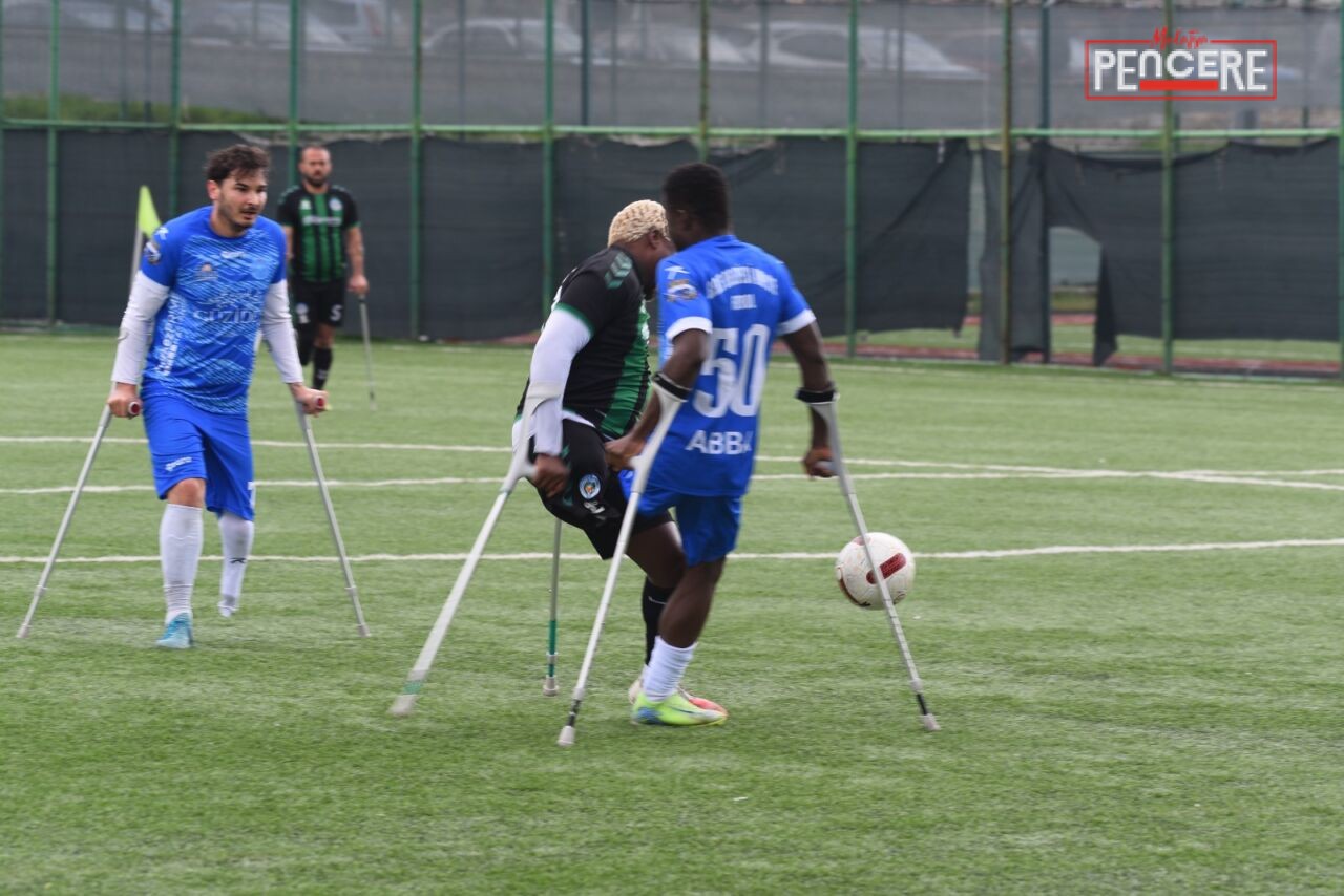 Ampute Futbol Süper Ligi'nin 18. haftasında Malatya Büyükşehir Belediyespor, sahasında