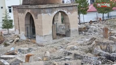 Malatya’nın Darende ilçesinde bulunan tarihi Heyiketeği Mezarlığı, doğal koşullar ve