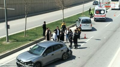 Malatya’da çevreyolunda şehirlerarası yolcu otobüsü ile otomobilin çarpıştığı kazada can