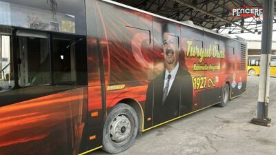 Malatya’da Turgut Özal Anısına Özel Otobüs Malatya Büyükşehir Belediyesi iştiraki MOTAŞ, 8. Cumhurbaşkanı Turgut Özal’ın 33.