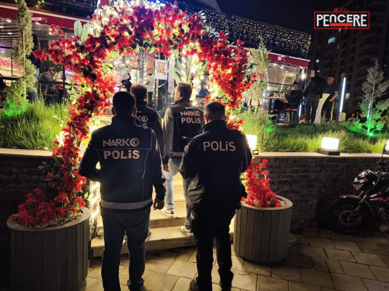 Malatya’da vatandaşların yoğun olarak bulunduğu park, bahçe ve mesire alanlarında