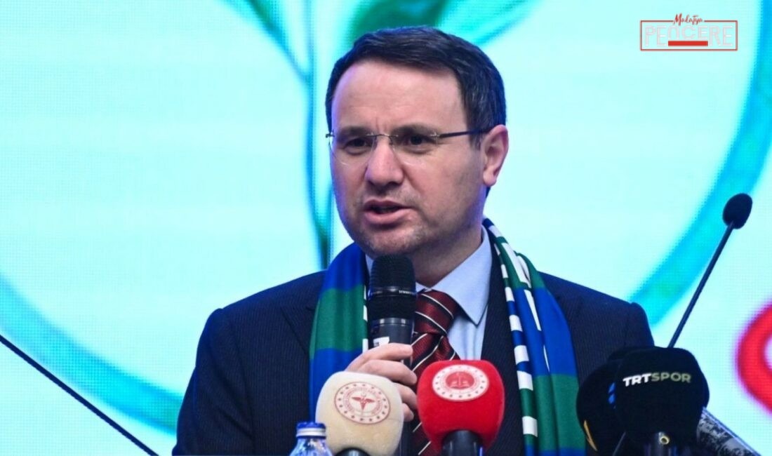 Bakan Gürlek, yapay zekânın hukukta destekleyici bir araç olabileceğini ancak