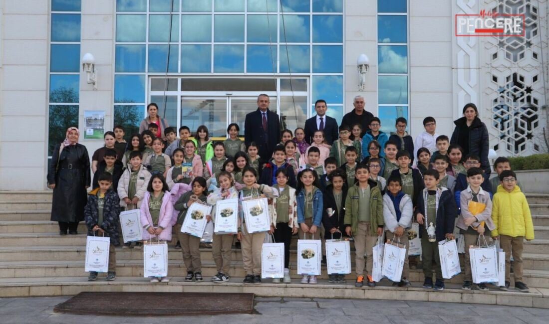 Battalgazi Belediyesi tarafından düzenlenen program kapsamında Fatih İlkokulu öğrencileri, belediye