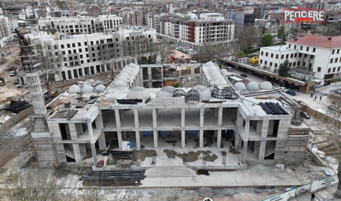 Malatya Büyükşehir Belediye Başkanı Sami Er, kente binlerce kişinin aynı