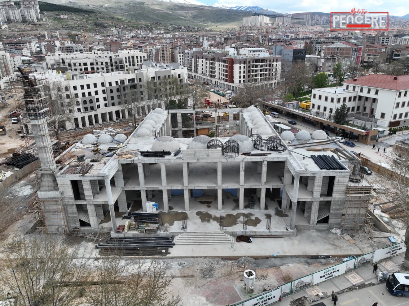 Malatya Büyükşehir Belediye Başkanı Sami Er, kente binlerce kişinin aynı