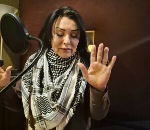 Sanatçı Gülperi Öztürk’ün söz, müzik ve yorumunu üstlendiği “İnsan Ektik