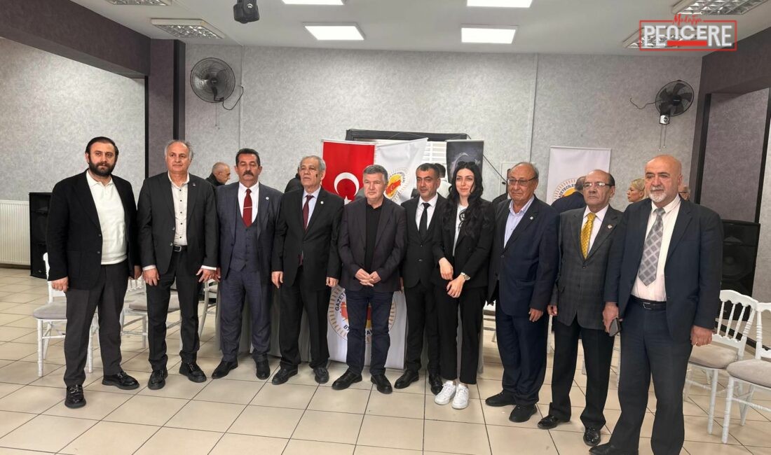 Türkiye Gazeteciler Cemiyetleri Basın Vakfı’nın Eskişehir’de gerçekleştirilen genel kurulunda mevcut