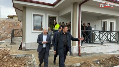 Bülent Tüfenkci Erkenek’te Konut Çalışmalarını İnceledi AK Parti Malatya Milletvekili Bülent Tüfenkci, Doğanşehir Erkenek Mahallesi’nde yürütülen