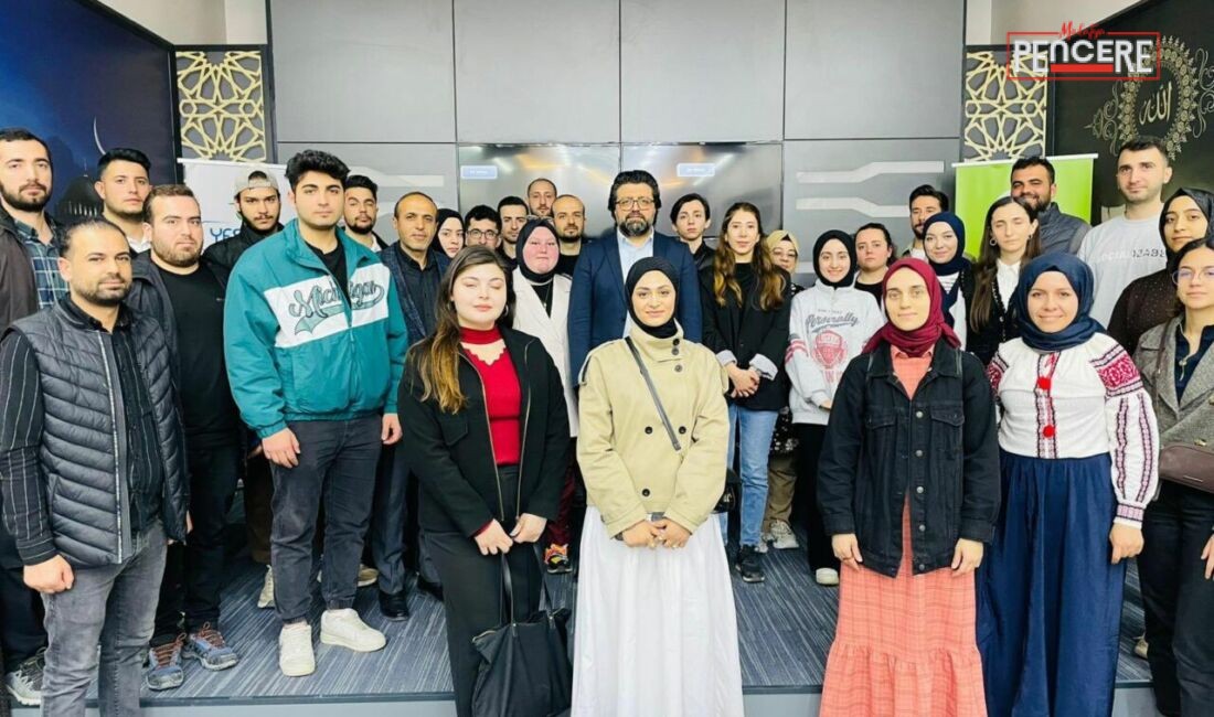 Yeşilyurt Belediyesi öncülüğünde hayata geçirilen Genç Girişimcilik Akademisi, gençlerin iş