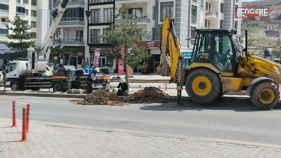 Malatya’da Aydınlatma Sorunlarına Işık Hızıyla Çözüm: Fırat Elektrik’ten Örnek Çalışma Malatya’da sokak aydınlatma arızalarına karşı sergilediği hızlı müdahale refleksiyle dikkat