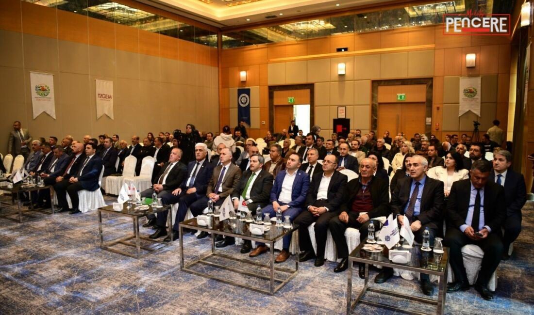 Malatya’da hayata geçirilen “İklim Direncini Artırma” projesi kapsamında çiftçilere yönelik