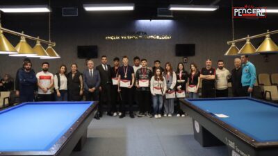 Genç Sporcular Kıyasıya Mücadele Etti.Kızlar ve erkekler kategorilerinde dereceye giren