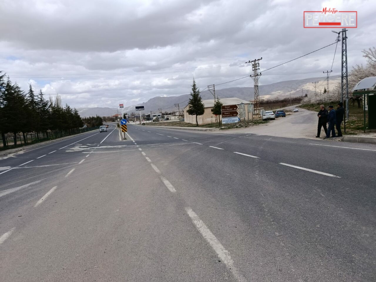 Malatya’nın Darende ilçesine bağlı Balaban Mahallesi içerisinden geçen D-300 Devlet