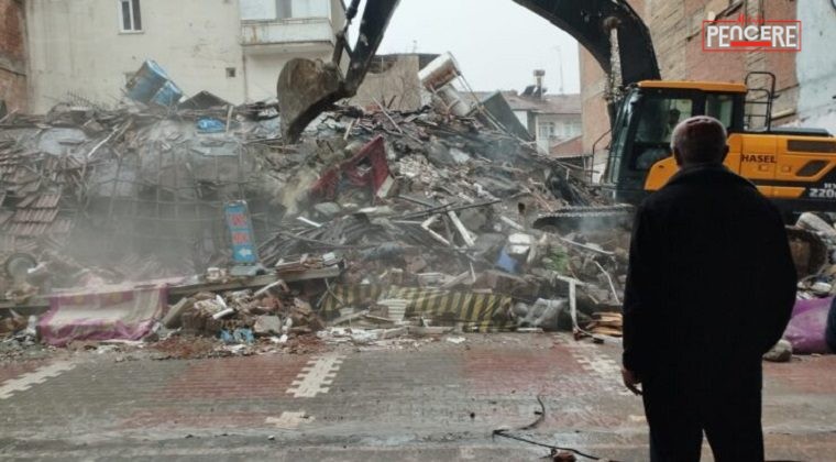 Malatya’da 2023 Kahramanmaraş depremlerinde 14 kişinin hayatını kaybettiği Şadoğlu Apartmanı’nın