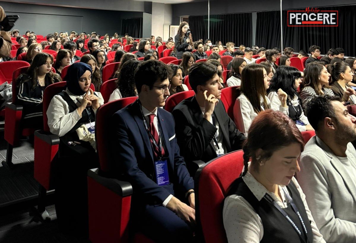 Malatya’da düzenlenen MUNTEGRAL’26 konferansı, 200’ü aşkın öğrenciyi diplomasi sahnesinde buluşturdu