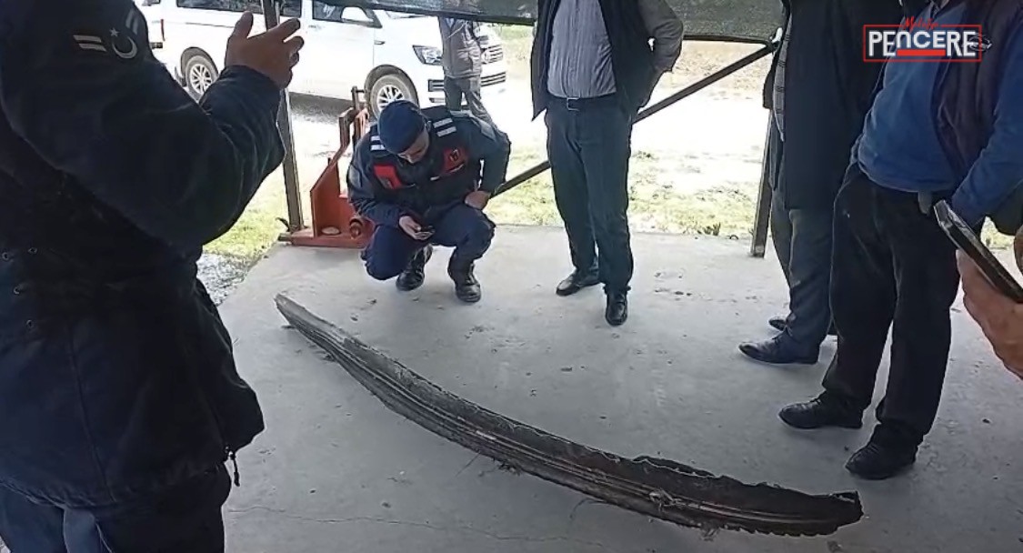 Malatya’da farklı ilçelerde ortaya çıkan belirsiz metal cisimler, vatandaşlarda endişe