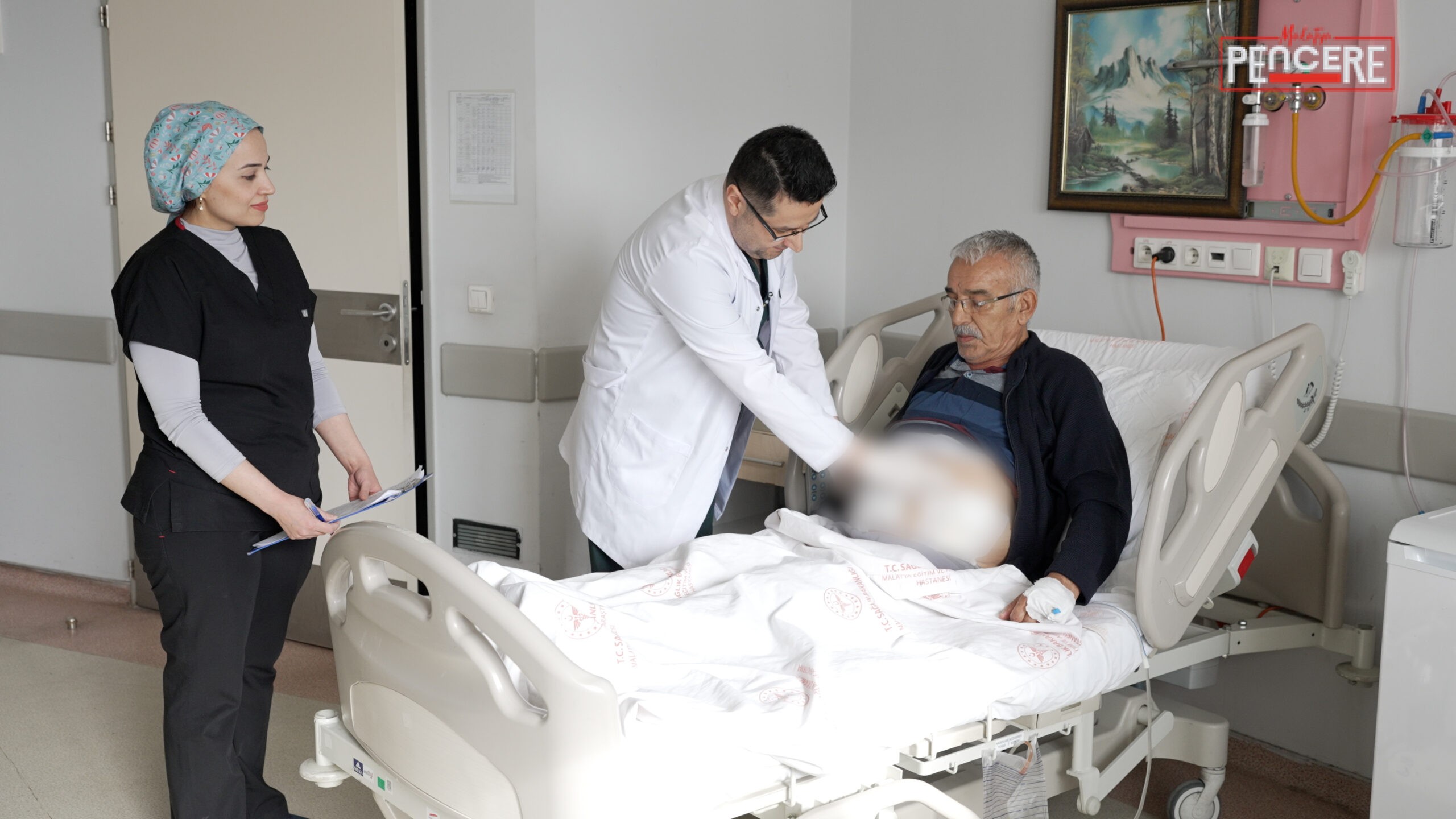 Malatya’da Malatya Eğitim ve Araştırma Hastanesi Genel Cerrahi Kliniği’nde gerçekleştirilen