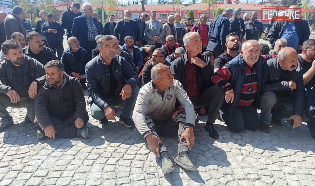 Malatya’da sanayi sitesi esnafı, tahliye tebligatına karşı ikinci gününde de