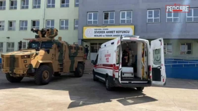 Şanlıurfa’nın Siverek ilçesinde bir lisede silahlı saldırı düzenlendi. Yaralıların olduğu