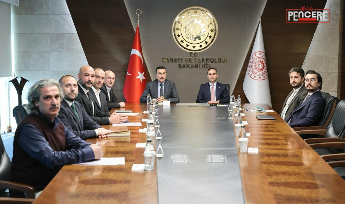 AK Parti Malatya Milletvekili Bülent Tüfenkci öncülüğündeki heyetin, Sanayi ve