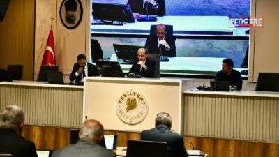 Yeşilyurt Belediye Meclisi, Prof. Dr. İlhan Geçit başkanlığında gerçekleştirilen Mayıs