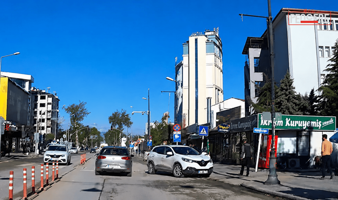 Malatya’nın en işlek noktalarından biri olan İnönü Caddesi’nde meydana gelen