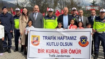 Malatya’nın Doğanşehir ilçesinde Karayolu Trafik Haftası kapsamında ilkokul öğrencilerine yönelik