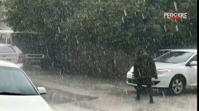 Malatya’da akşam saatlerinde aniden bastıran sağanak yağış, günlük yaşamı olumsuz