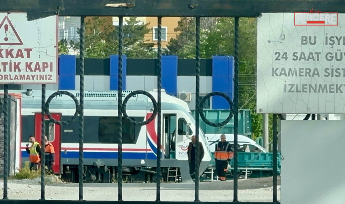Malatya’da TCDD Taşımacılık Lokomotif Bakım Atölyesi’nde meydana gelen kazada, iki
