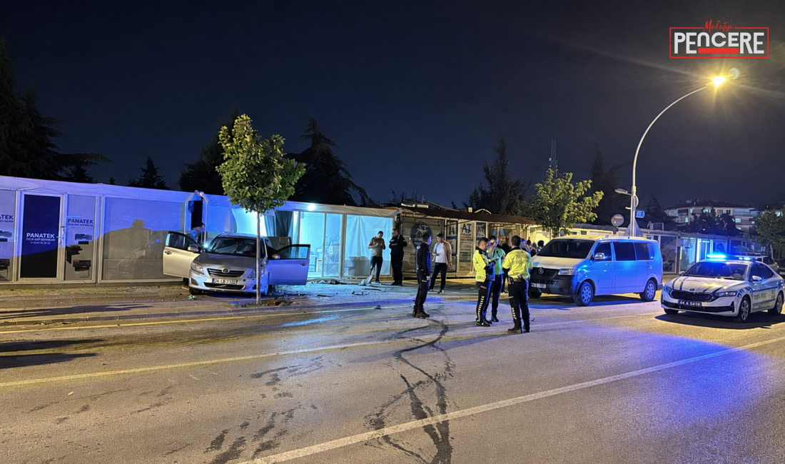 Malatya’nın Yeşilyurt ilçesinde iki otomobilin çarpışması sonucu meydana gelen trafik